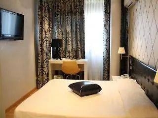 프란체스코 3*