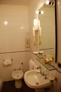 هوتل فرانسيسكو 3* بيزا