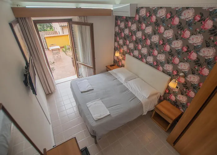 Francesco Hotel